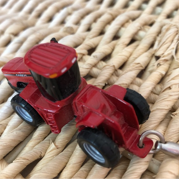Red Case Tractor Key Chain - Metal Keychain - Farming - Harvesting - Farmer - Picture 6 of 8